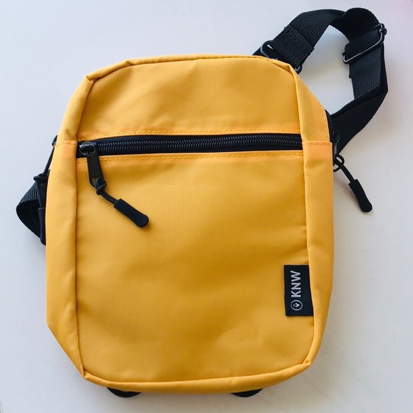 Marigold Crossbody - Picture 5 of 9